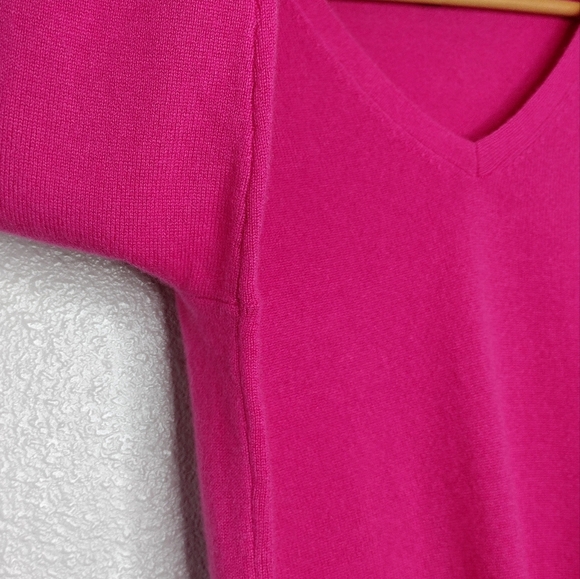 Talbots Pure Cashmere Pullover Long Sleeves V-Neck Sweater Size M - Picture 7 of 13